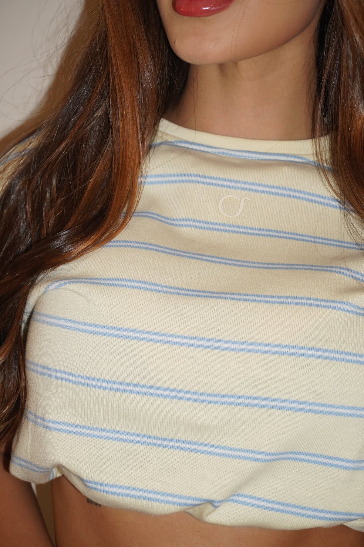 Camisa Molly OneFive detalle rayas amarillo blanco logo bordado