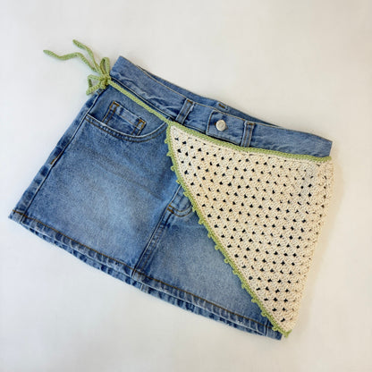 Pañoleta Tejida OneFive crochet beige borde Verde Olivo detalle